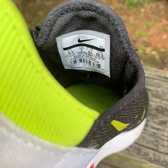 Wmns Nike Air Max 270 Sz (9.5 women) - Picture 7 of 8